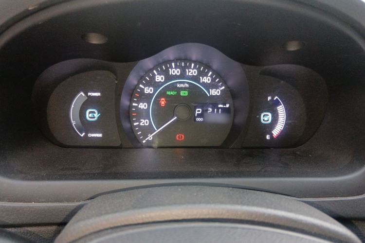 Used  300E 2017 Standard Model