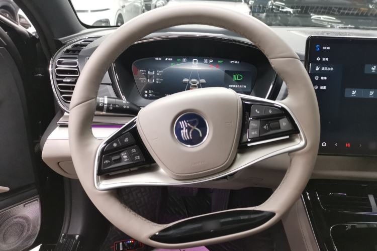 Used BYD Han 2025 DM-i 125KM Prestige Model
