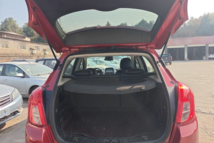 Used Buick Encore 2015 1.4T Automatic Two-Wheel Drive Urban Elite Version