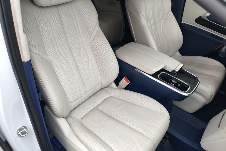 Used Buick Century 2023 2.0T Six-Seater Yinshi Edition