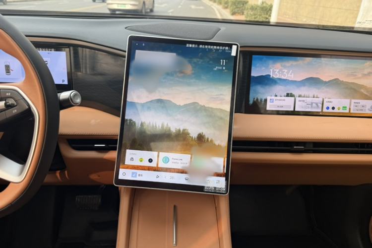 Used  L7 2025 EM-i 115km Exploration+ Edition
