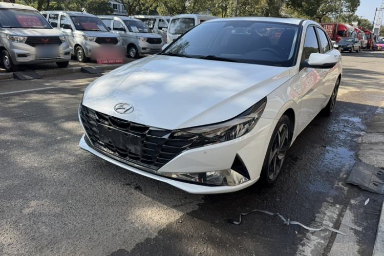 Used Hyundai Elantra 2022 1.5L CVT LUX Prestige Edition