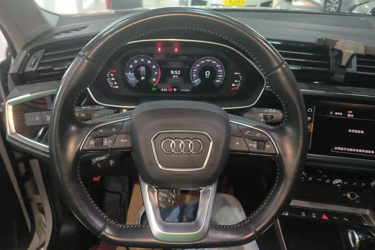 Used Audi Q3 2021 35 TFSI Fashion Dynamic Model