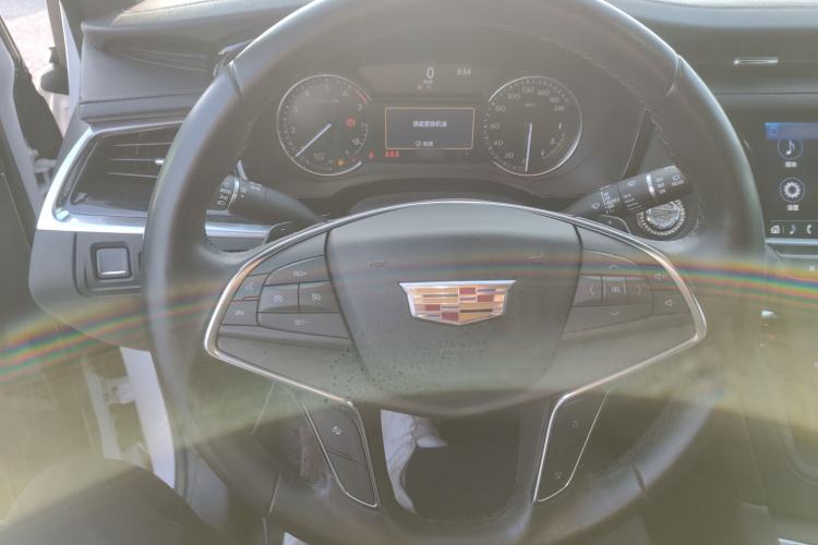 Used Cadillac XT5 2021 2.0T Two-Wheel Drive Luxury Version
