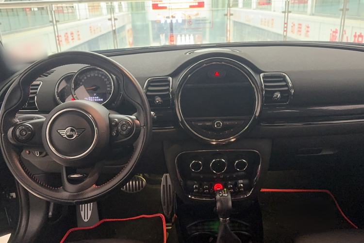 Used  Clubman 2018 1.5T COOPER Racing Driver
