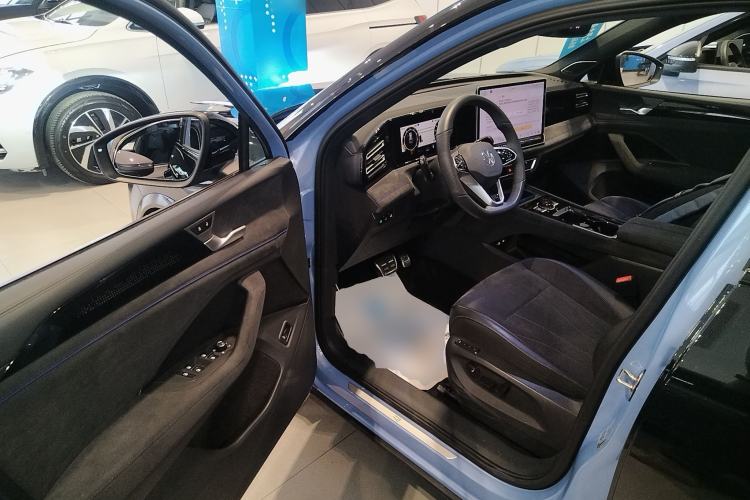 Used Volkswagen Tiguan L 2024 PRO 380TSI Four-Wheel Drive R-Line Prestige Edition