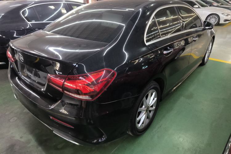 Used Mercedes-Benz A-Class 2020 Restyled A 200 L Sport Sedan Fashion Version
