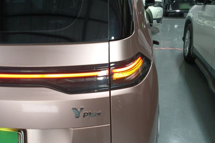 Used AION Y 2022 Plus 70 Enjoy Edition