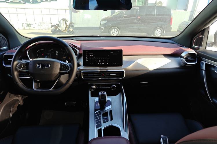 Used Geely Auto Coolray 2019 Sport Model 260T DCT Patrol China V Standard
