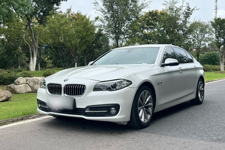Used BMW 5 Series 2017 525Li Leading Model
