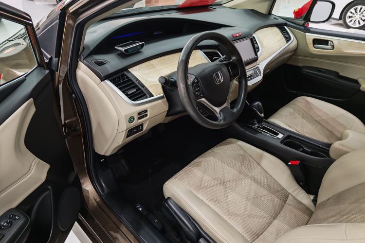 Used Honda Jade 2014 1.8L Automatic Comfort Elite Version 5 Seats
