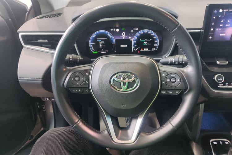 Used Toyota FRONTLANDER 2023 2.0L Smart Electric Hybrid Dual-Engine Deluxe Version
