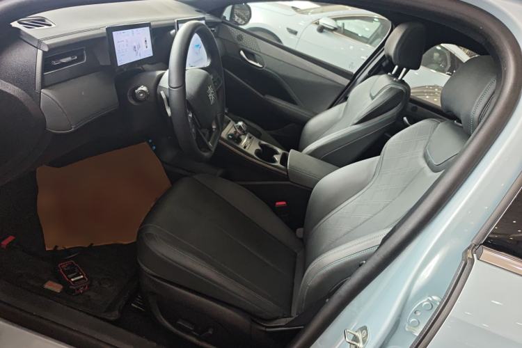 Used BYD Qin PLUS 2025 DM-i Smart Drive 120KM Superior Model