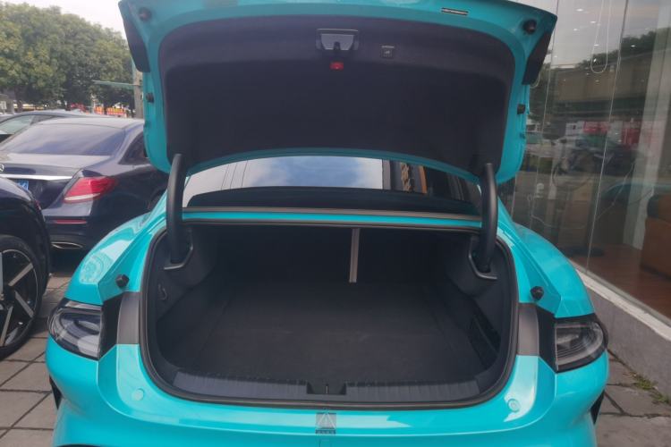 Used  SU7 2024 Four-Wheel Drive Ultra-Long Range Advanced Intelligent Driving Max Edition