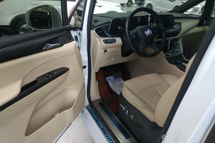 Used Buick GL8 2022 ES Land Cruiser 653T Luxury Model