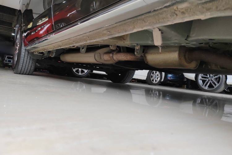 Used Buick GL8 2023 Land Executive Class Comfort Model
