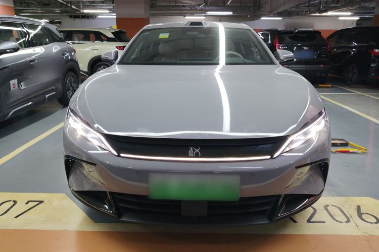 Used BYD Han 2025 DM-i Intelligent Driving Edition 125KM LiDAR Flagship Model

