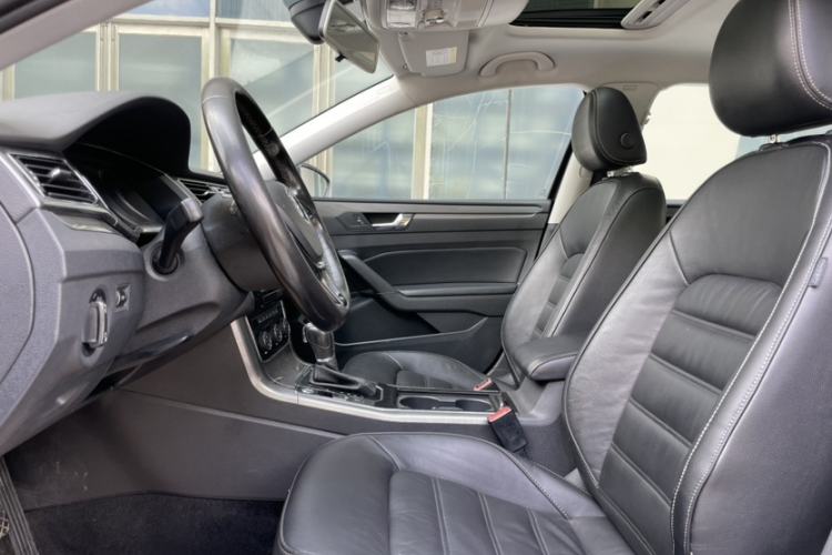 Used Volkswagen Passat 2017 330TSI DSG Luxury Edition