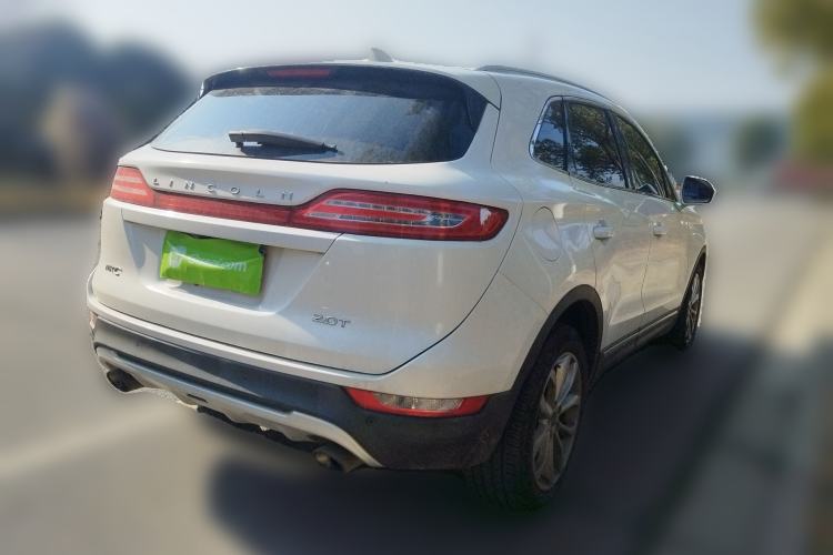 Used Lincoln MKC 2017 2.0T Two-Wheel-Drive Luxury Edition
