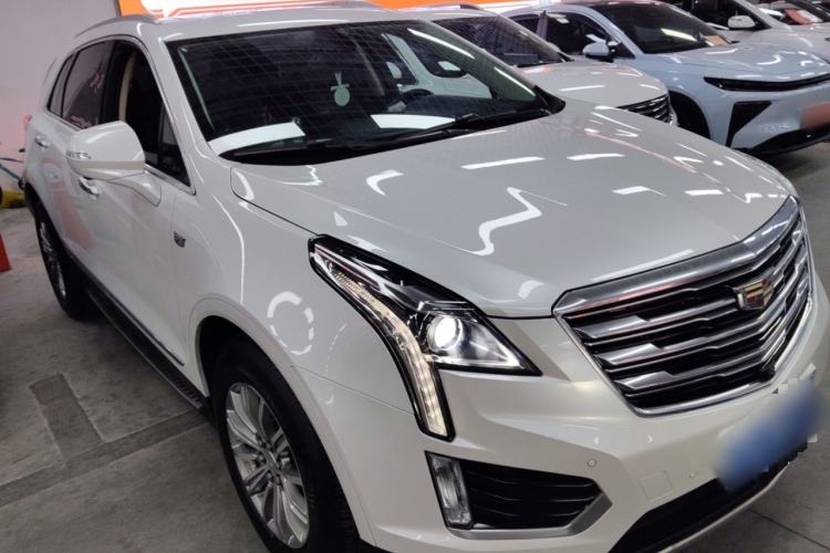 Used Cadillac XT5 2017 Anniversary Edition 25T Luxury Model

