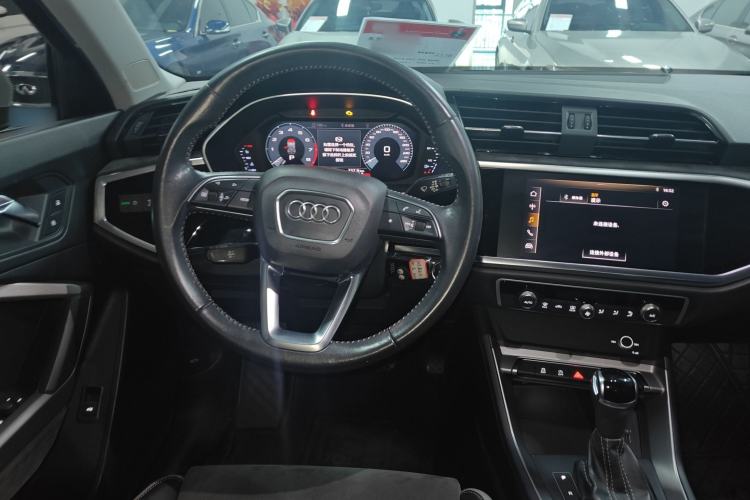 Used Audi Q3 2019 35 TFSI Advanced Dynamic Edition