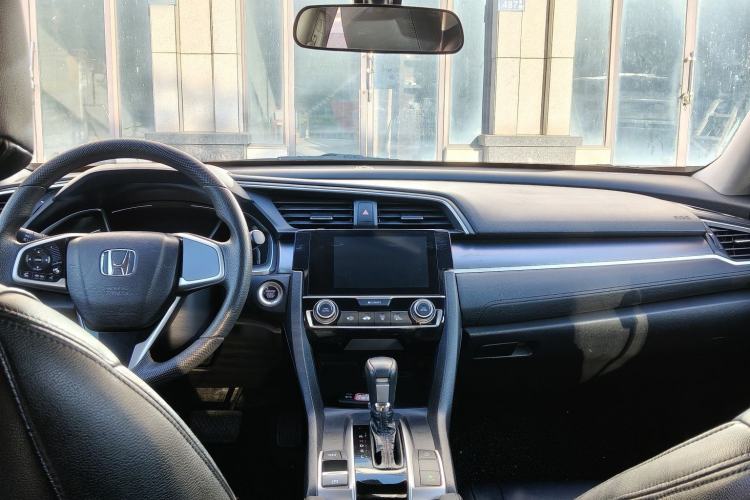 Used Honda Civic 2016 220TURBO CVT Luxury Edition