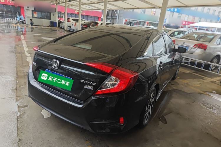 Used Honda Civic 2016 220TURBO CVT Luxury Edition
