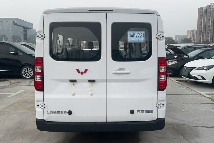 Used Wuling Yangguang 
