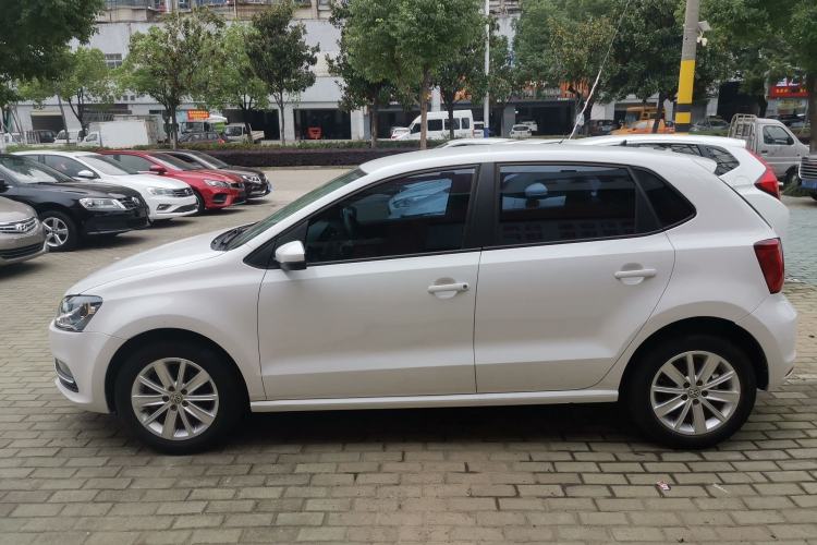 Used Volkswagen Polo 2014 1.6L Automatic Comfort Edition
