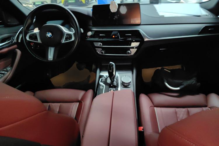 Used BMW 5 Series 2022 Restyled 530Li Luxury Edition M Sport Package

