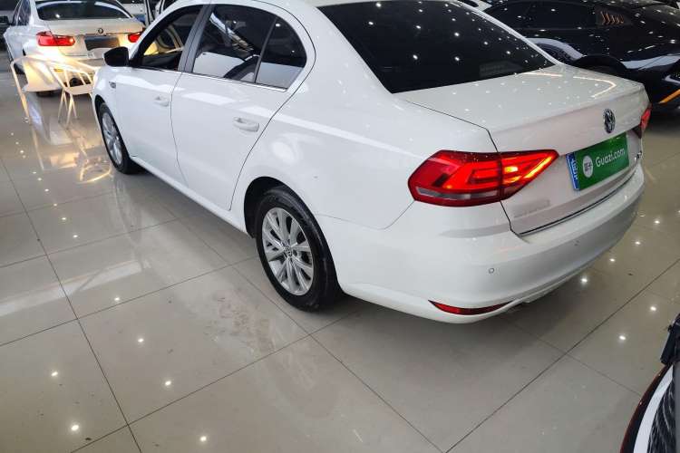 Used Volkswagen Lavida 2017 1.6L Automatic Comfort Edition