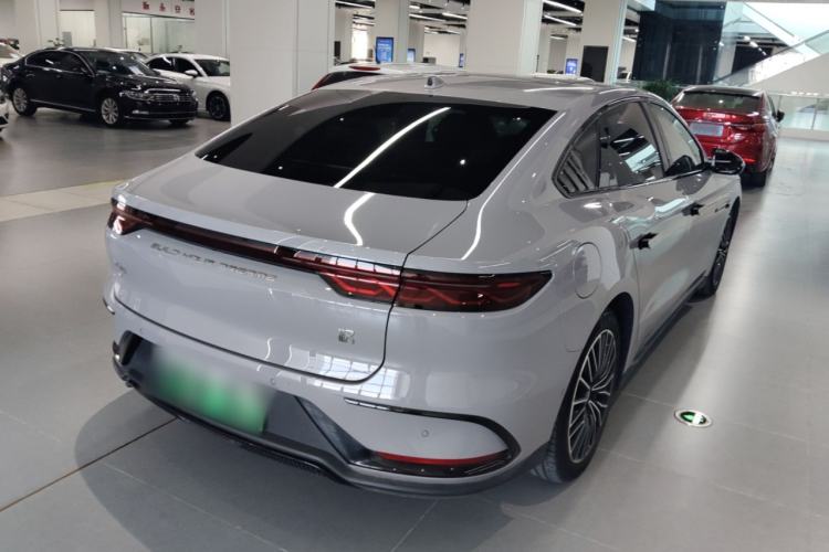 Used BYD Han 2025 EV with 701 km of Laser Radar-Enabled Intelligent Driving
