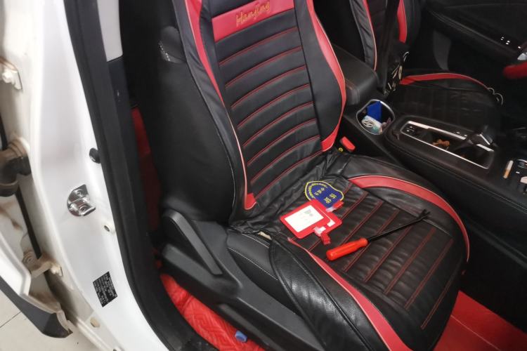 Used JETOUR X70M 2021 1.5T DCT Luxury Partner Model 7 Seats