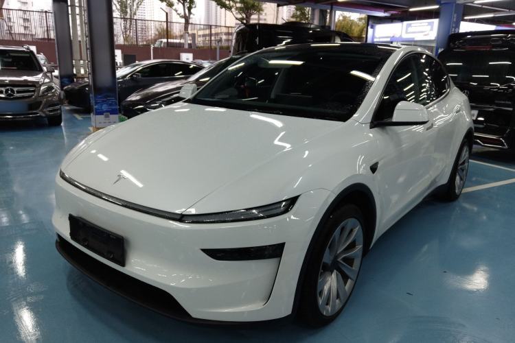 Used Tesla Model Y 2025 Rear-Wheel-Drive Version