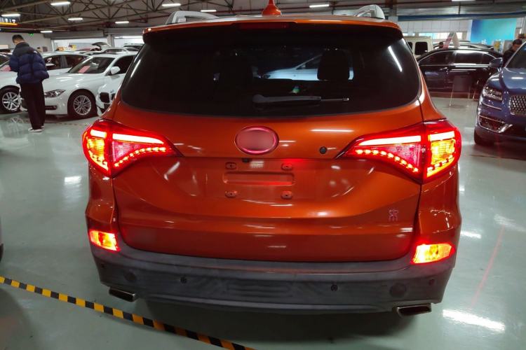 Used BYD Song 2016 GaiShi Edition 1.5TID Automatic Elite Model
