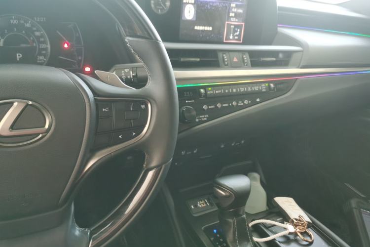 Used Lexus ES 2018 200 Luxury Edition China V Standard
