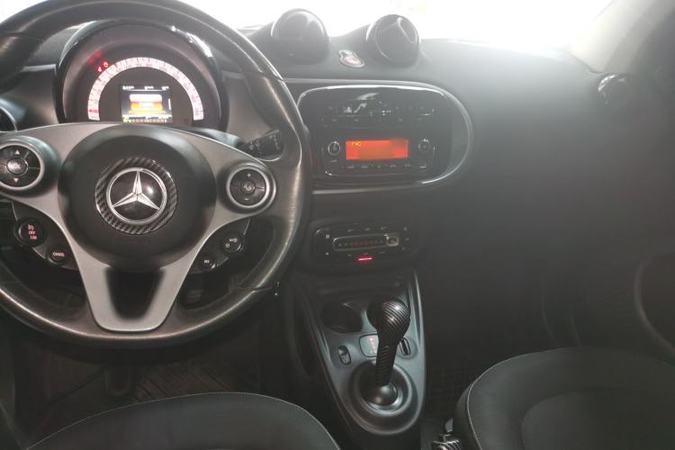 Used  fortwo 2015 1.0L 52 kW Hardtop Passion Edition