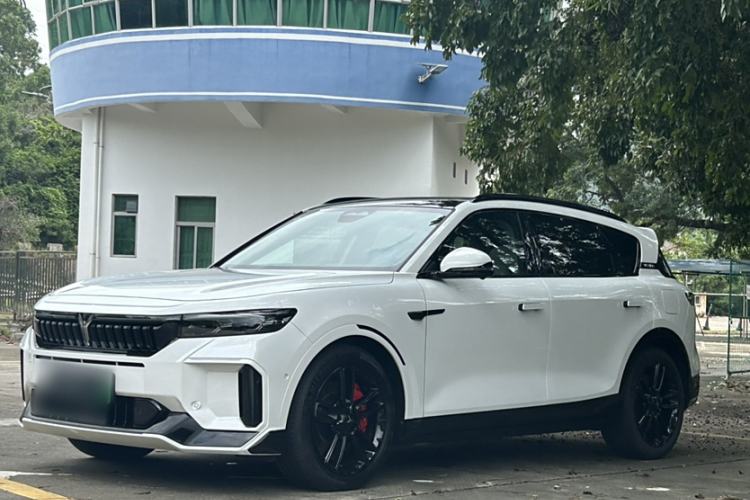 Used VOYAH FREE 2025 318 259 km All-Wheel-Drive Exploration Edition
