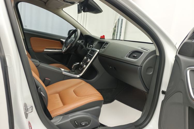 Used Volvo S60 2014 S60L T5 Intelligent Drive Edition
