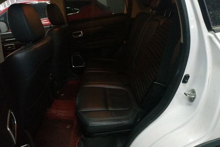 Used Mitsubishi Outlander 2019 2.0L Two-Wheel Drive Comfort Edition 5 Seats China VI Standard
