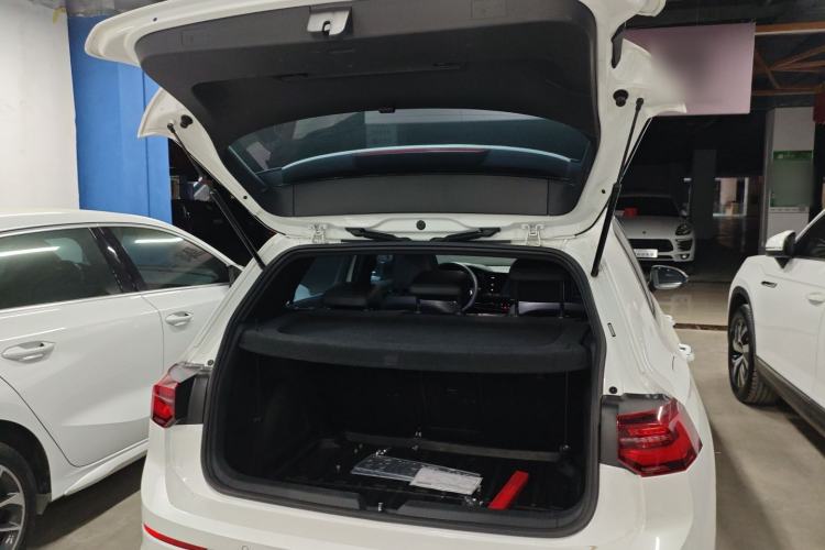 Used Volkswagen Golf 2023 280TSI DSG R-Line Lite
