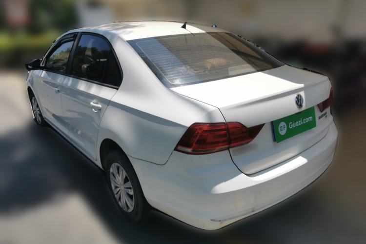 Used Volkswagen Santana 2016 1.6L Manual Fashion Edition
