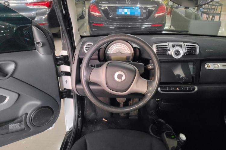 Used  fortwo 2014 1.0 MHD Hardtop New Year Special Edition
