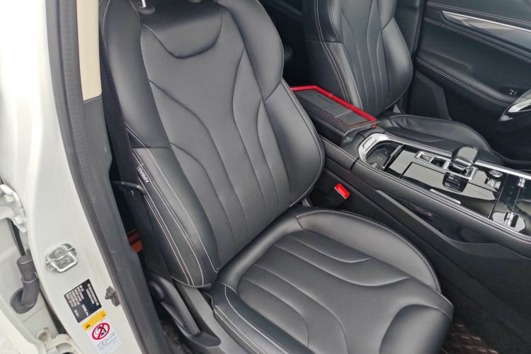 Used Changan CS85 COUPE 2021 1.5T DCT Luxury Edition
