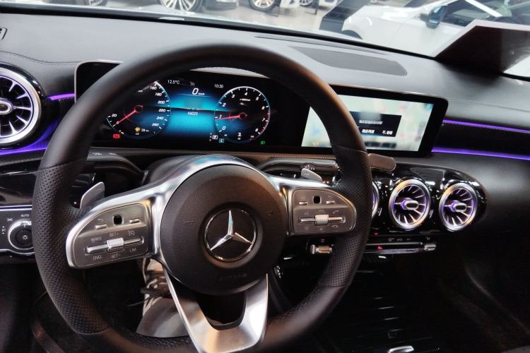 Used Mercedes-Benz A-Class 2020 Restyled A 200 L Sport Sedan Fashion Version
