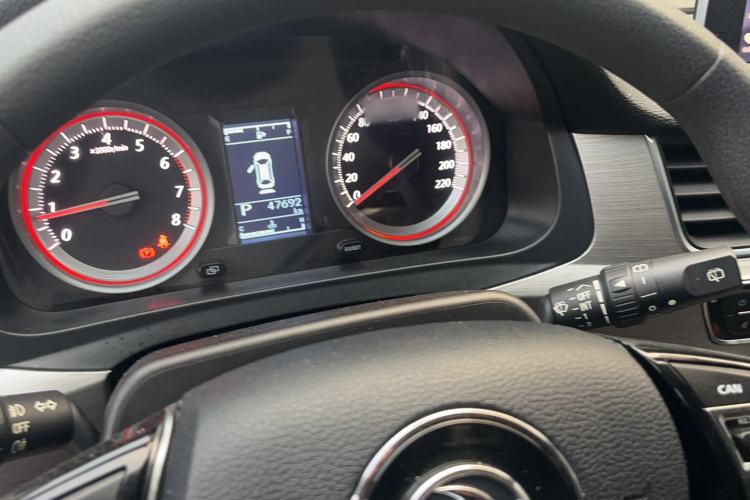 Used FORTHING Joyear X5 2017 1.6L CVT Luxury Model
