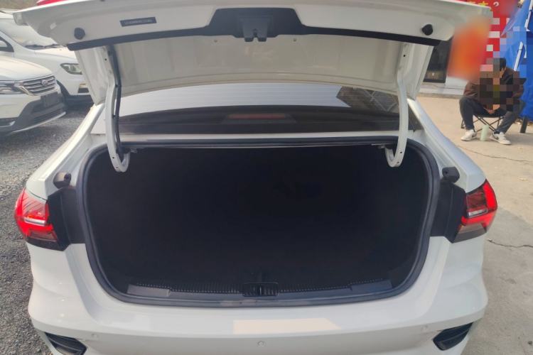 Used Roewe i5 2021 Revised Version 1.5L CVT Diamond Edition