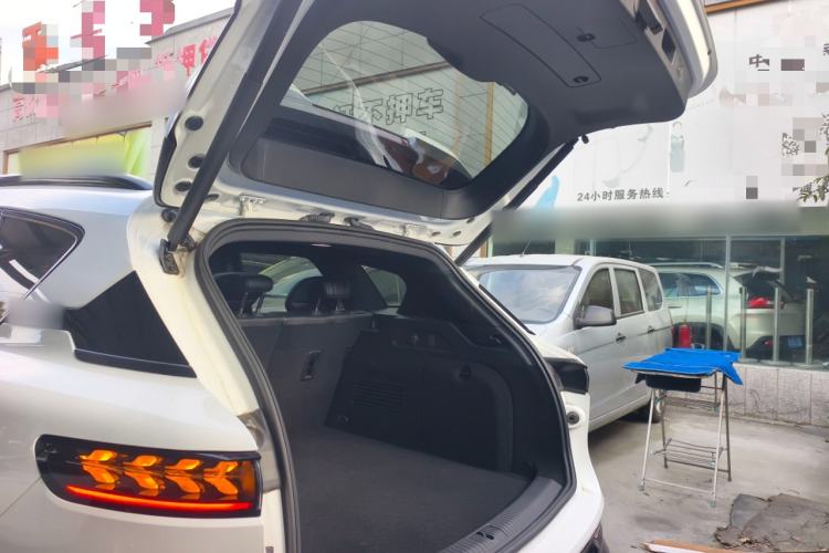 Used VOYAH FREE 2025 318 318 km Rear-Drive Touring Edition
