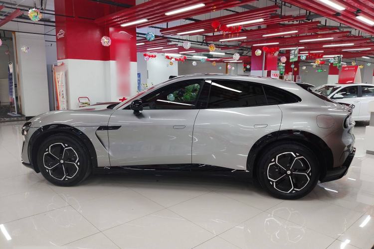 Used  YU7 2025 Ultra-Long Range All-Wheel Drive Pro Version
