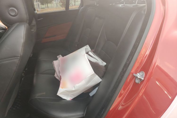 Used Jaguar XE 2015 2.0T 200 PS R-Sport